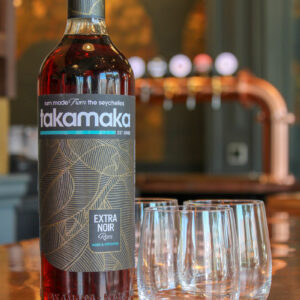 Takamaka Extra Noir Aged Rum 38 %