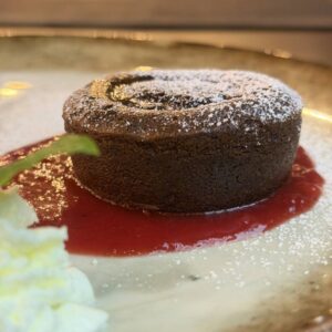 Csokoládé souffle eperkrémmel